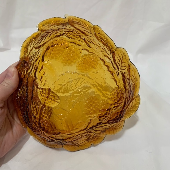 Vintage Indiana glass Amber color pine cone dish - Picture 4 of 5